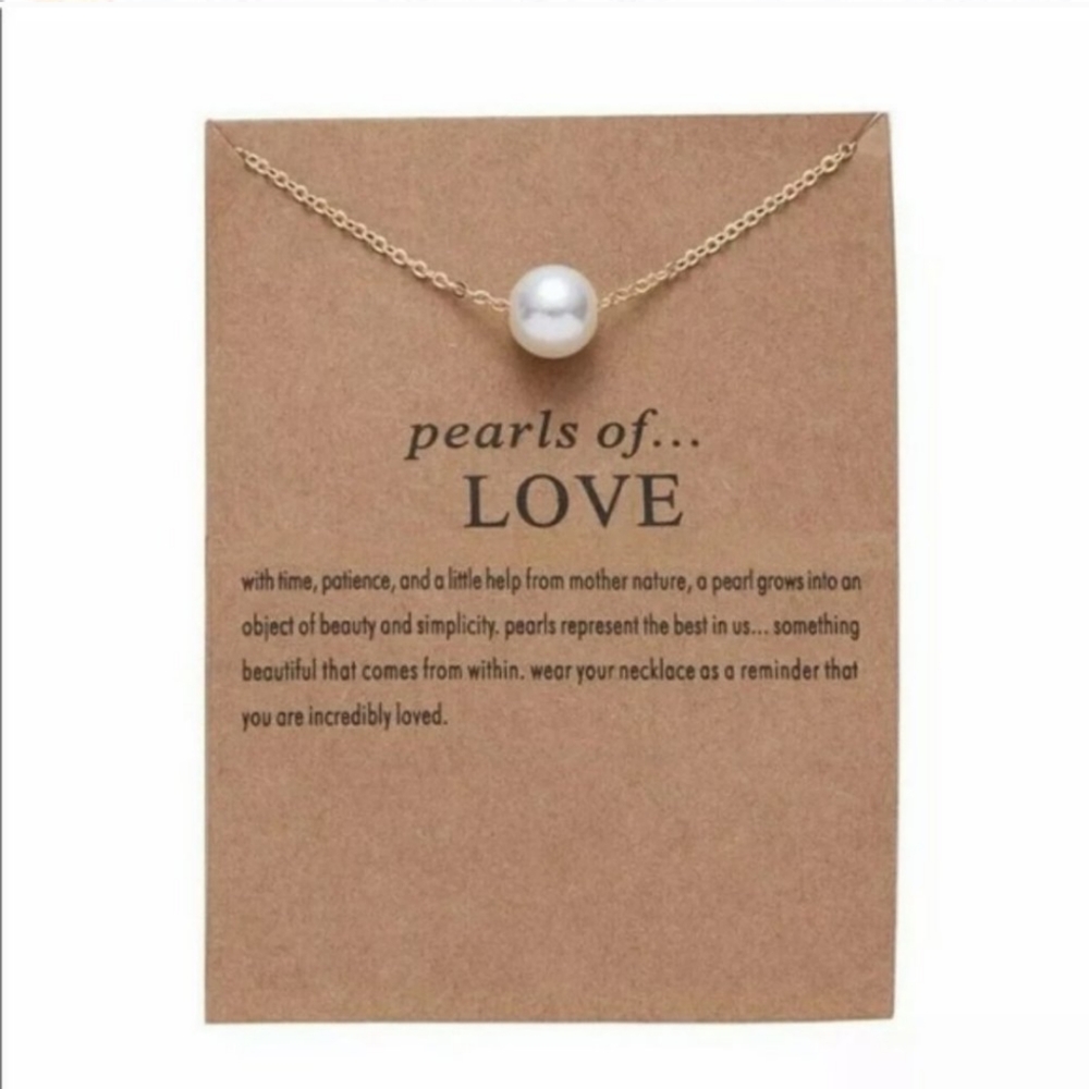 🍃14k gold plated faux pearl necklace